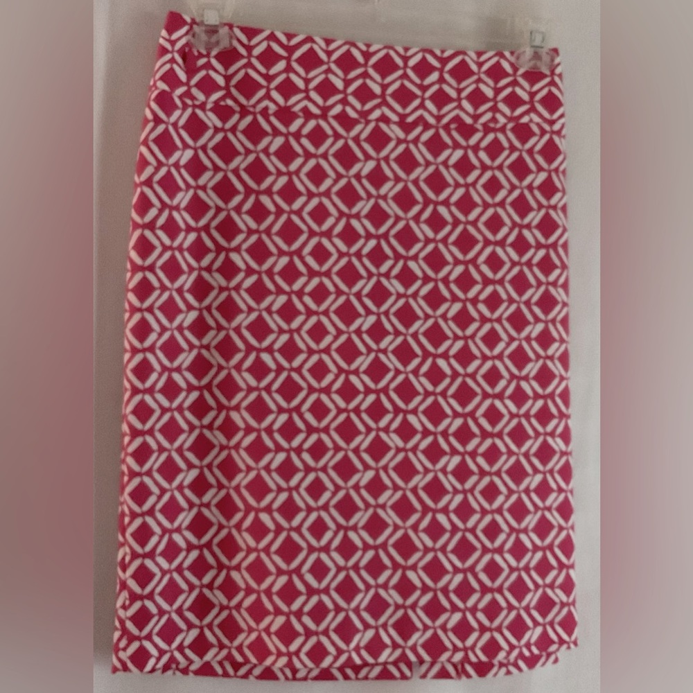 Hot pink pencil skirt